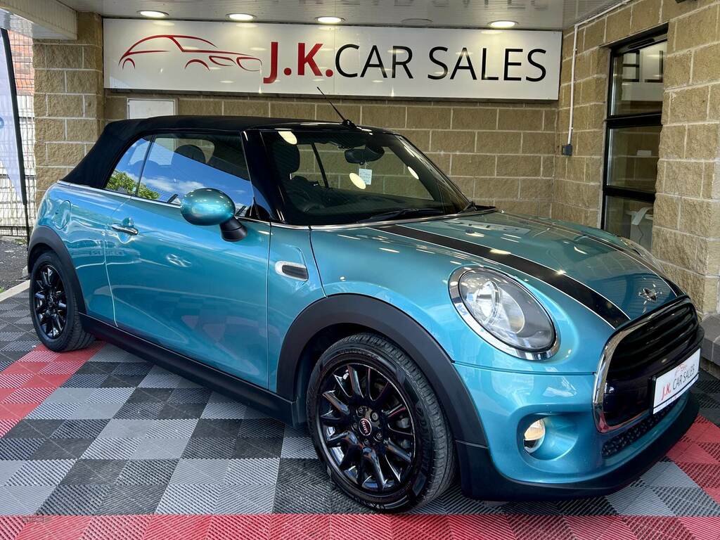 Mini Convertible 1.5 Cooper D Blue