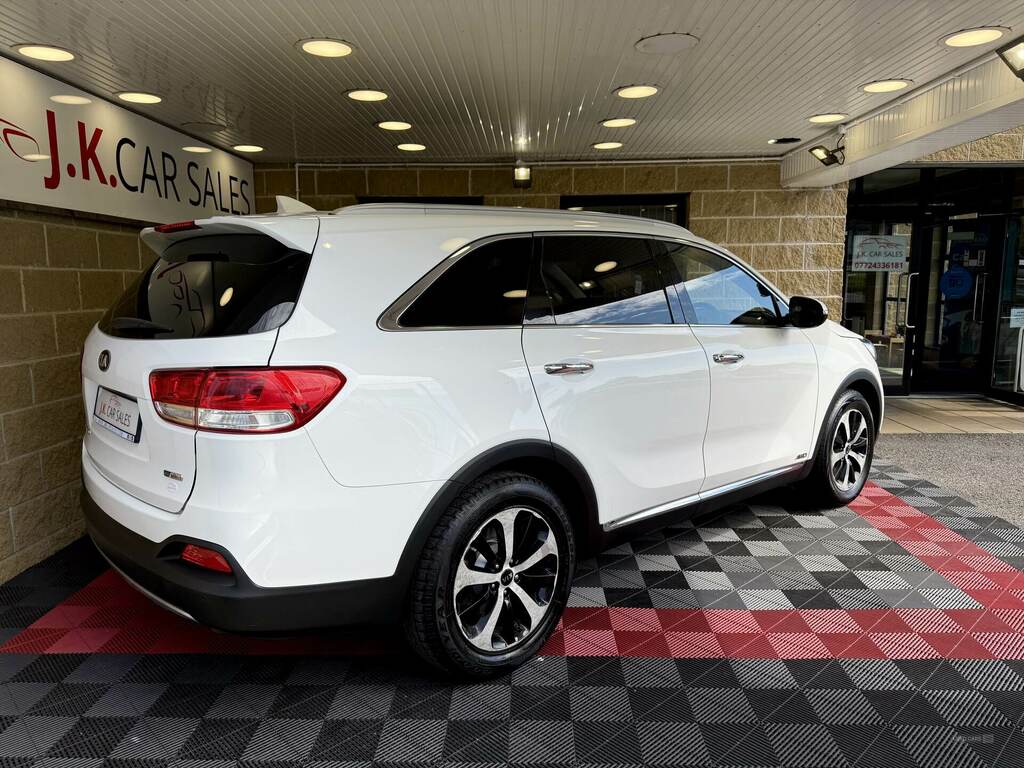 Kia Sorento 2.2 Crdi Kx-2 SM15URT White #2