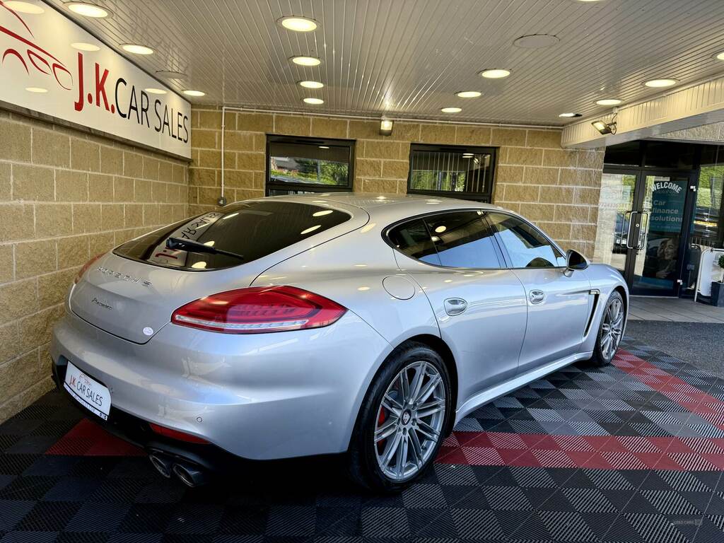 Porsche Panamera 3.0 300 V6 Tiptronic S WFZ1325 Silver #2