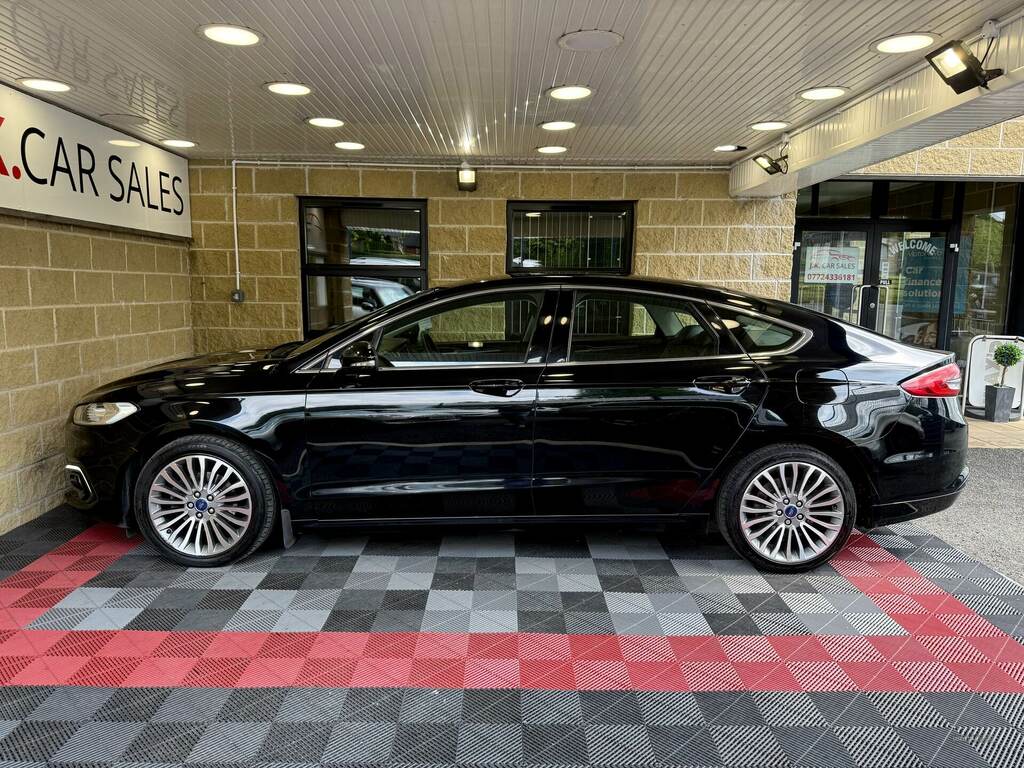 Ford Mondeo 2.0 Ecoblue Titanium Edition BH19KPJ Black #4