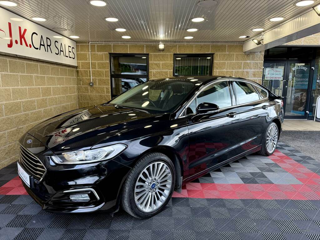 Ford Mondeo 2.0 Ecoblue Titanium Edition BH19KPJ Black #2