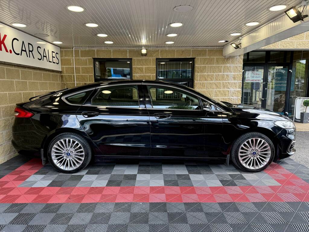 Ford Mondeo 2.0 Ecoblue Titanium Edition Black