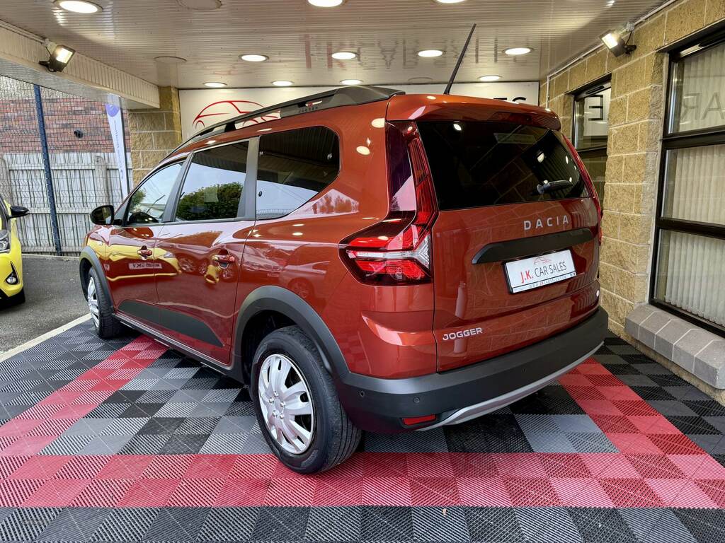 Dacia Jogger 1.0 Tce Comfort LG72YOV Brown #4
