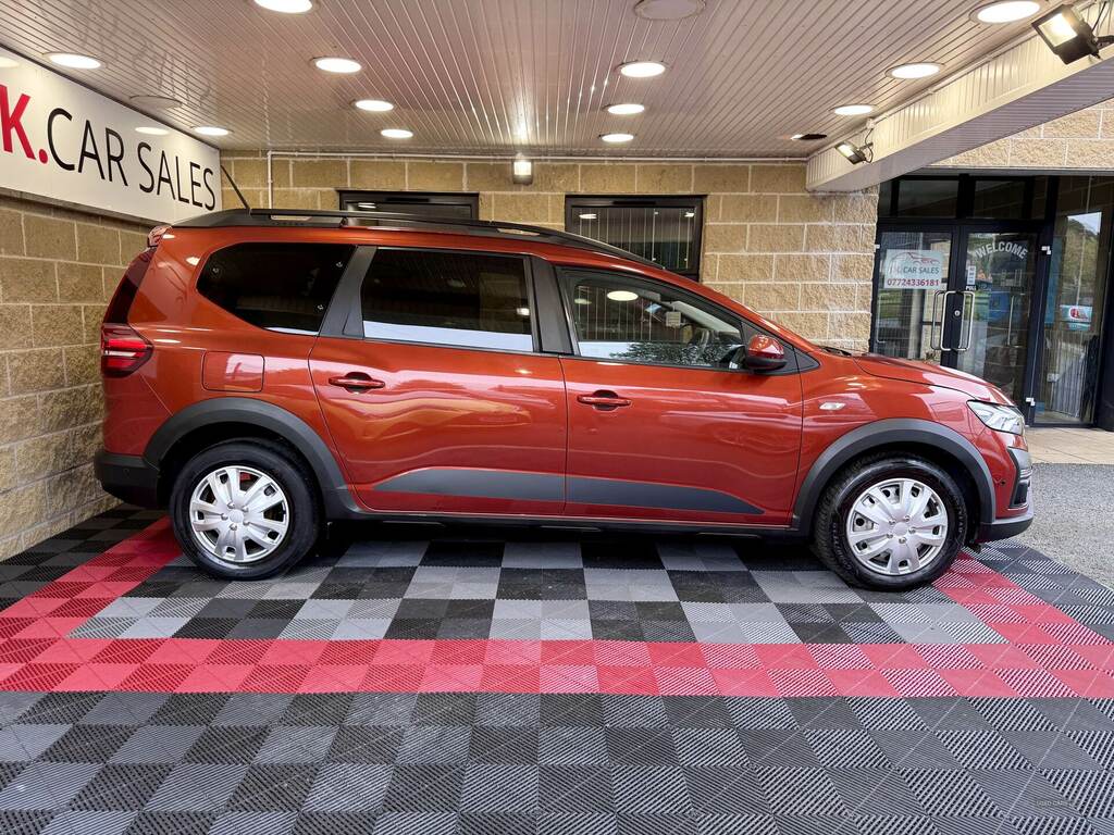 Dacia Jogger 1.0 Tce Comfort LG72YOV Brown #2