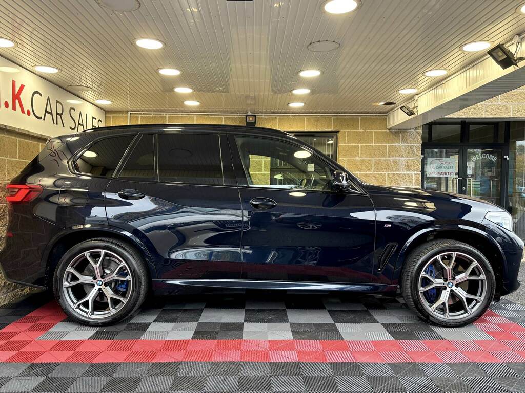 BMW X5 Xdrive30d M Sport YL69TWK Black #3
