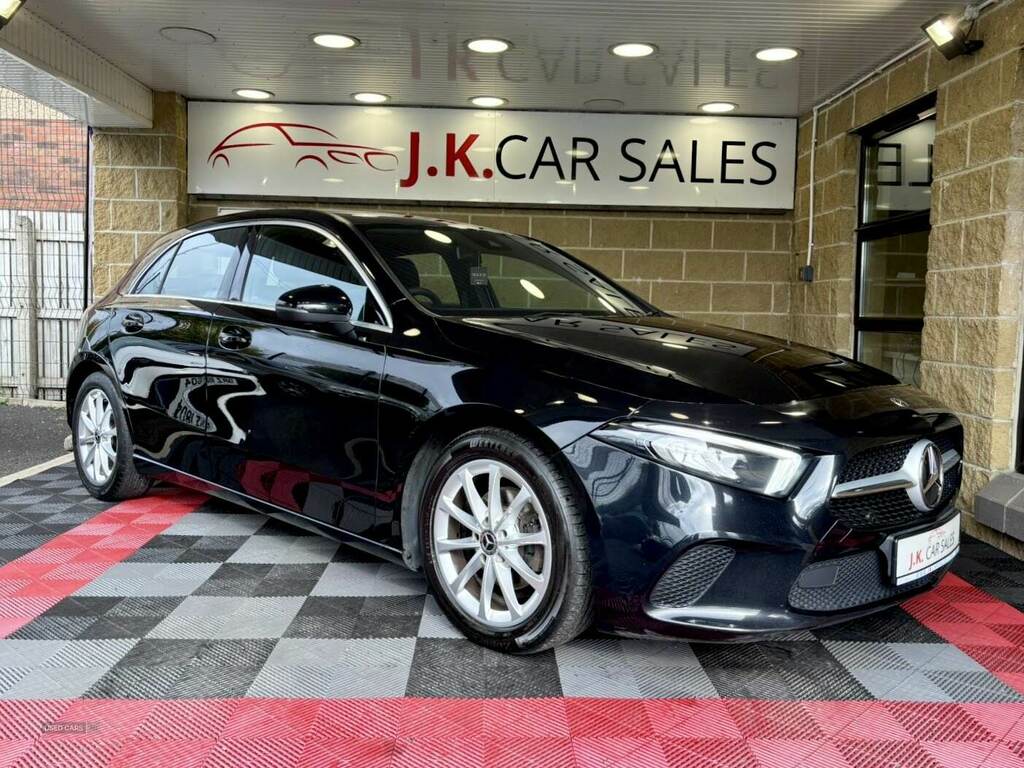Mercedes-Benz A Class A180d Sport Black
