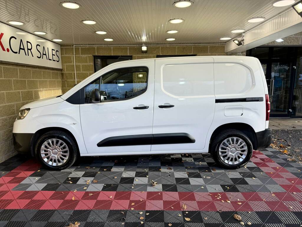 Toyota Proace City 1.5D 100 Icon Van HMZ7696 White #6