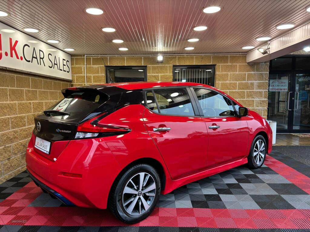 Nissan Leaf 110Kw Acenta 40Kwh 6.6Kw Charger FSZ7797 Red #2