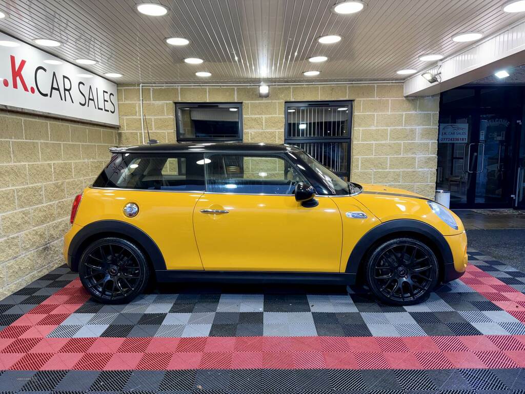 Mini Hatch 2.0 Cooper S SM14VNE Orange #2