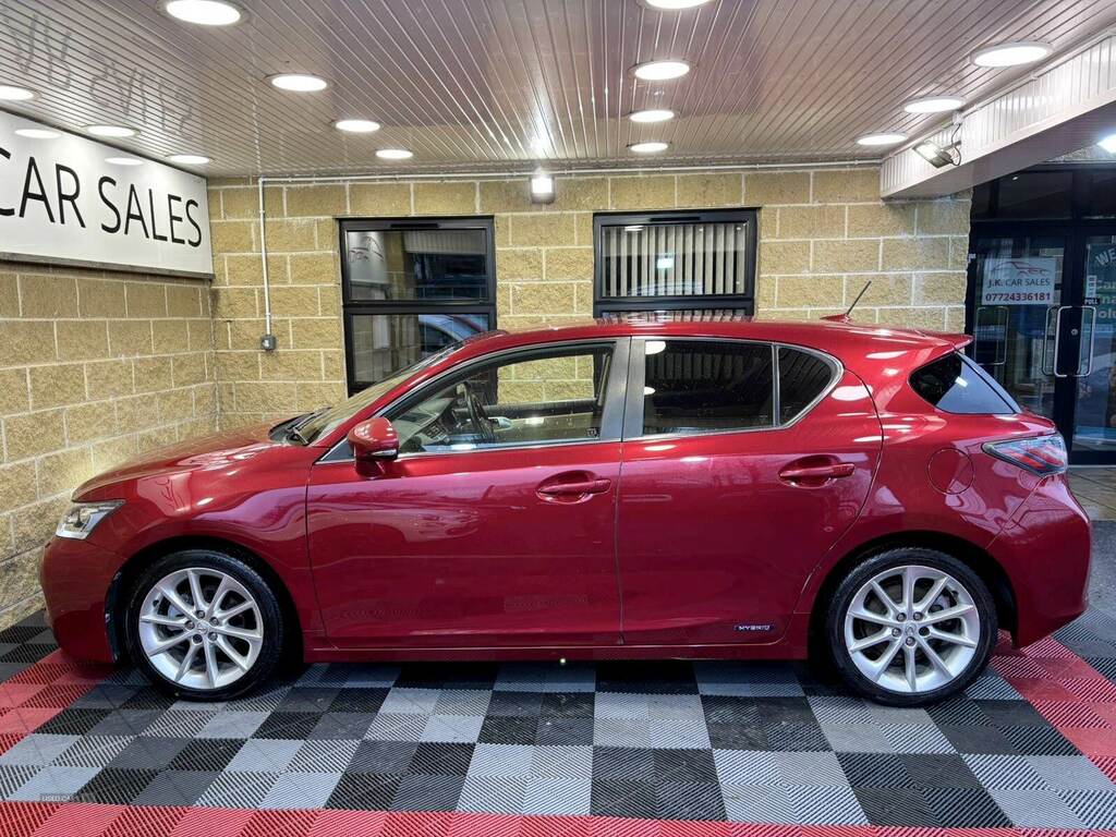 Lexus CT 200H 1.8 Se-l Premier Cvt BF62SBZ Red #6