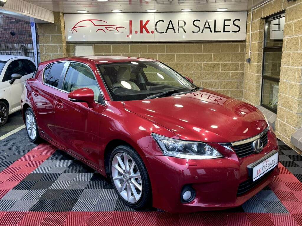 Lexus CT 200H 1.8 Se-l Premier Cvt Red