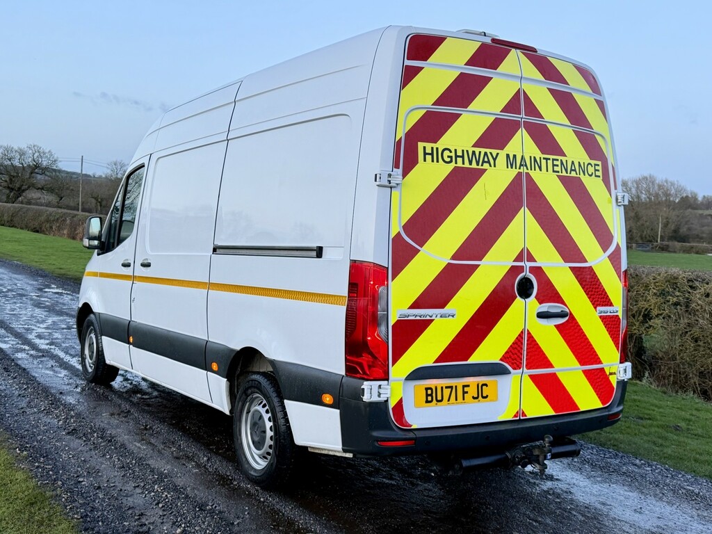 Mercedes-Benz Sprinter 2.0 315 Cdi L2 Mwb Utility Spec 2021 BU71FJC White #4