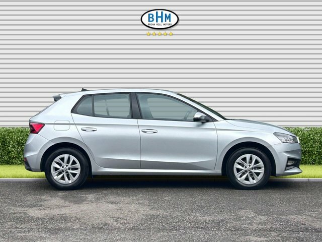Skoda Fabia 2022 1.0 Tsi Se Comfort Hatchback Manua YC72GGV Silver #2