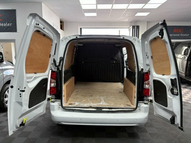 Fiat Doblo 1.5 Bluehdi 1000Kg Maxi YN23HLZ White #4