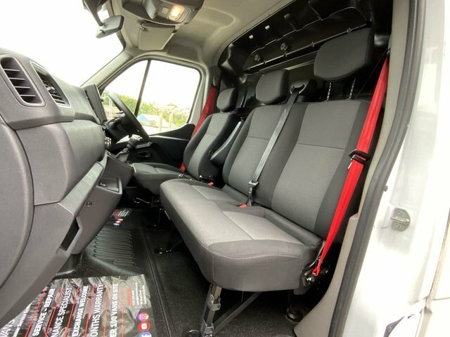 Renault Master Master 2.3 144 Bhp YY23HVC White #5