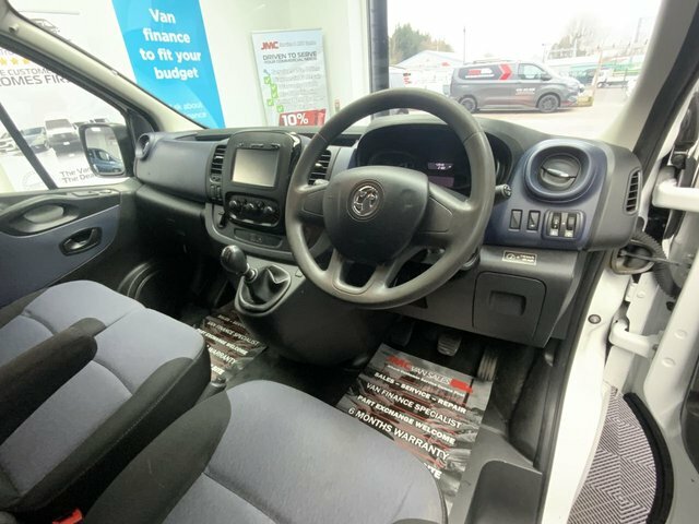 Vauxhall Vivaro 1.6 Cdti 2900 Biturbo MM19XJC White #4