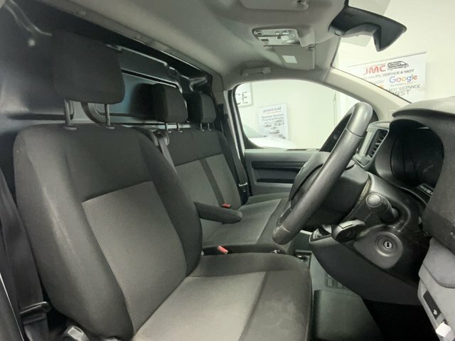 Vauxhall Vivaro 1.5 Turbo D 2900 DS72WLD White #5