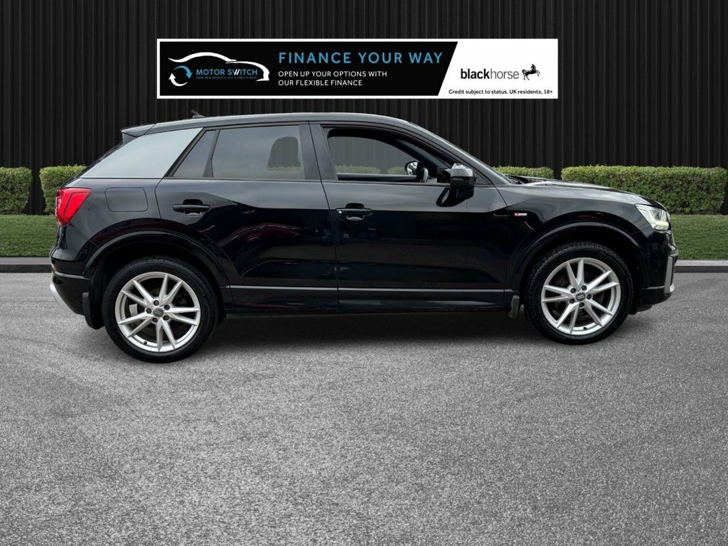 Audi Q2 2L S Line SV19FEF Black #4