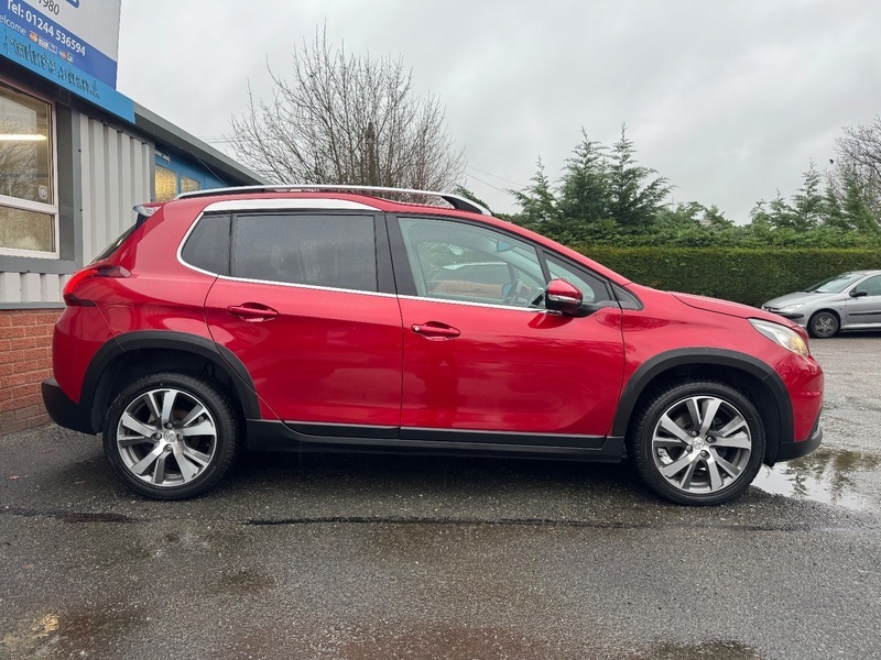Peugeot 2008 Blue Hdi Allure Red #2
