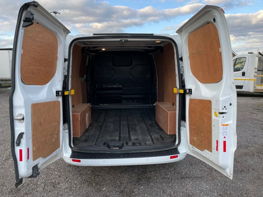 Ford Transit Custom 2.0 280 Limited Pv L1 H1 129 Bhp YT19SKA White #3