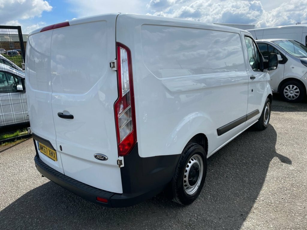 Ford Transit Custom 2.0 340 Lr Pv 129 Bhp MK67XMX White #2