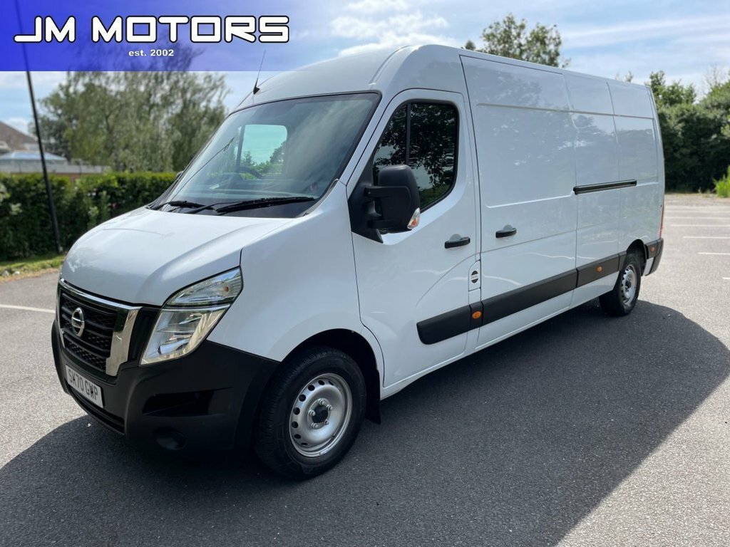Nissan NV400 2.3L Tekna White