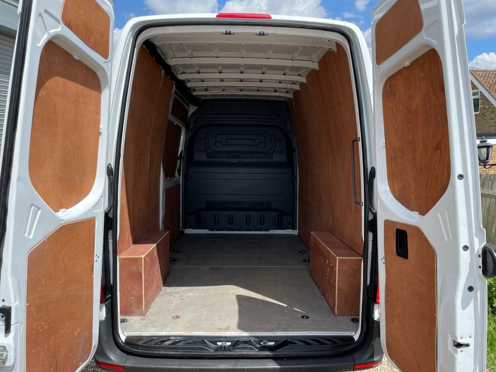 Mercedes-Benz Sprinter 2L Progressive BD72XRW White #3