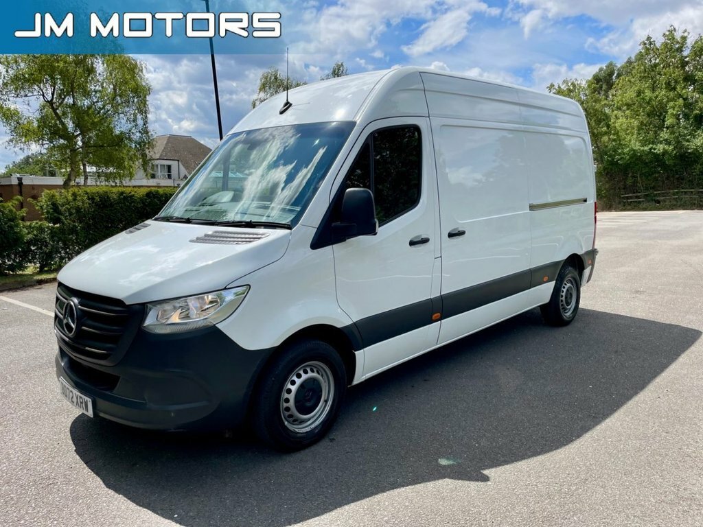 Mercedes-Benz Sprinter 2L Progressive White