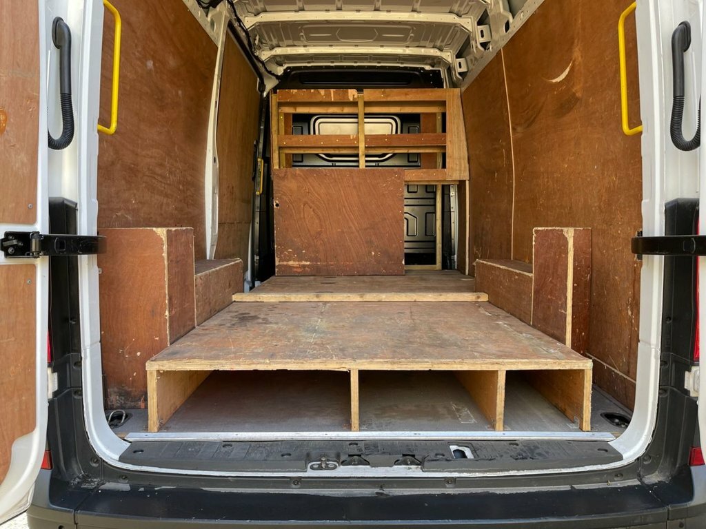 Volkswagen Crafter 2L Trendline White #3