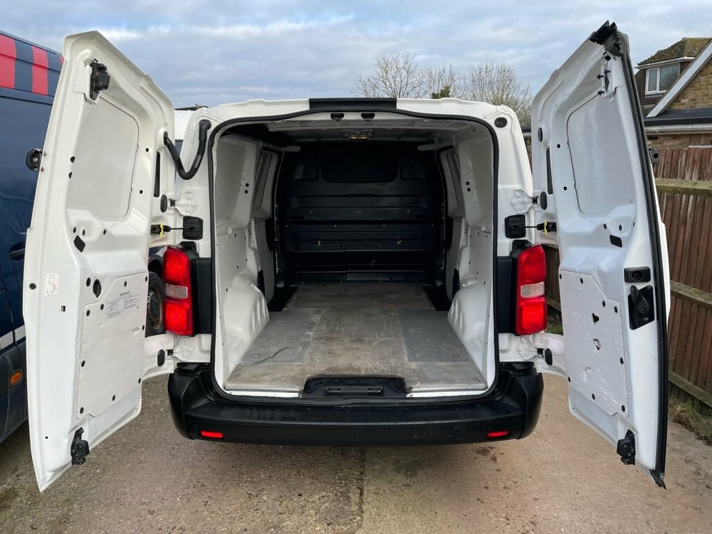 Citroen Dispatch 2L Enterprise Xl 6Dr White #2