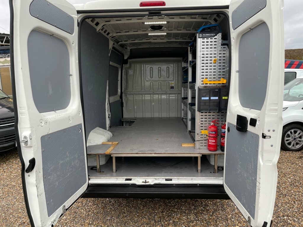 Citroen Relay 2.2L Enterprise White #3