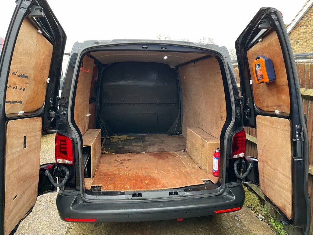 Volkswagen Transporter 2L Startline GF21RVN Black #4