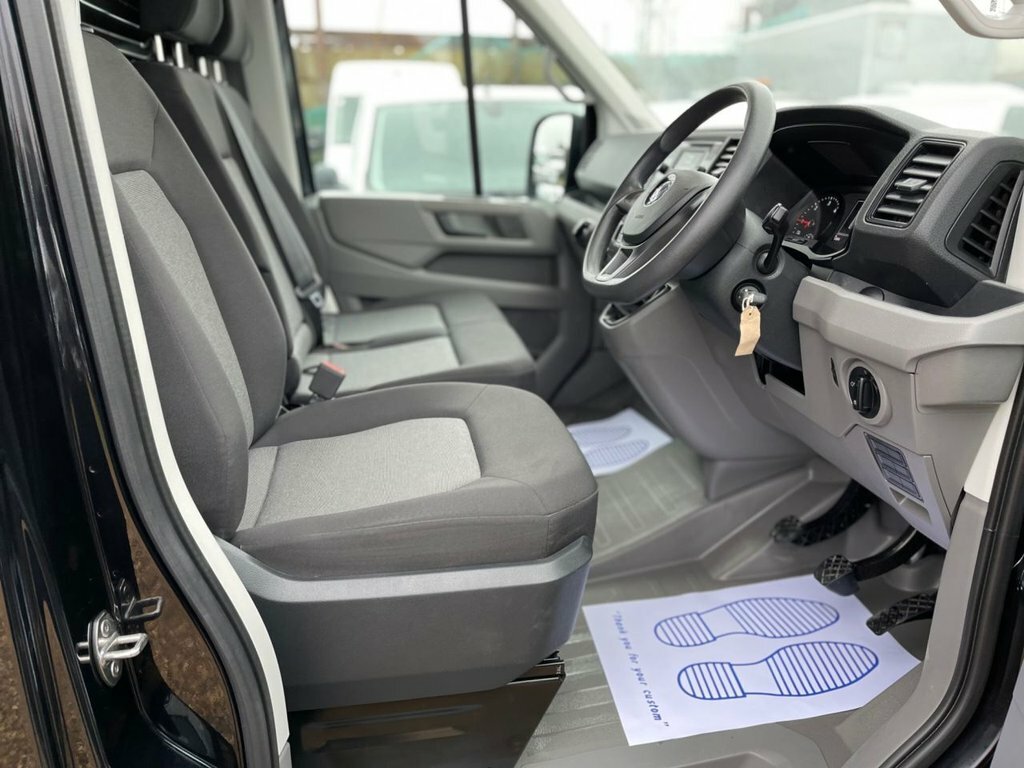 Volkswagen Crafter 2L Startline Black #4