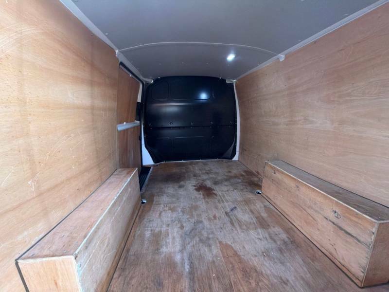 Volkswagen Transporter 2.0 Tdi 90 Startline Van - 2022 72 MT72XNM White #6