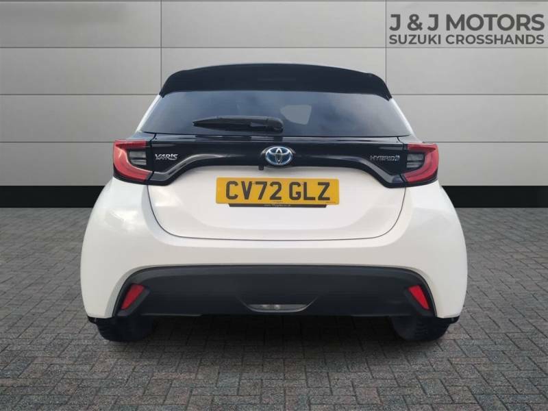 Toyota Yaris 1.5 Hybrid Design Cvt - 2022 72 CV72GLZ White #6