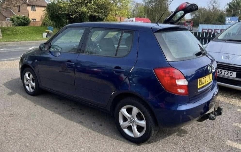 Skoda Fabia 2 Only 58 000 Miles RA07UVU Blue #4