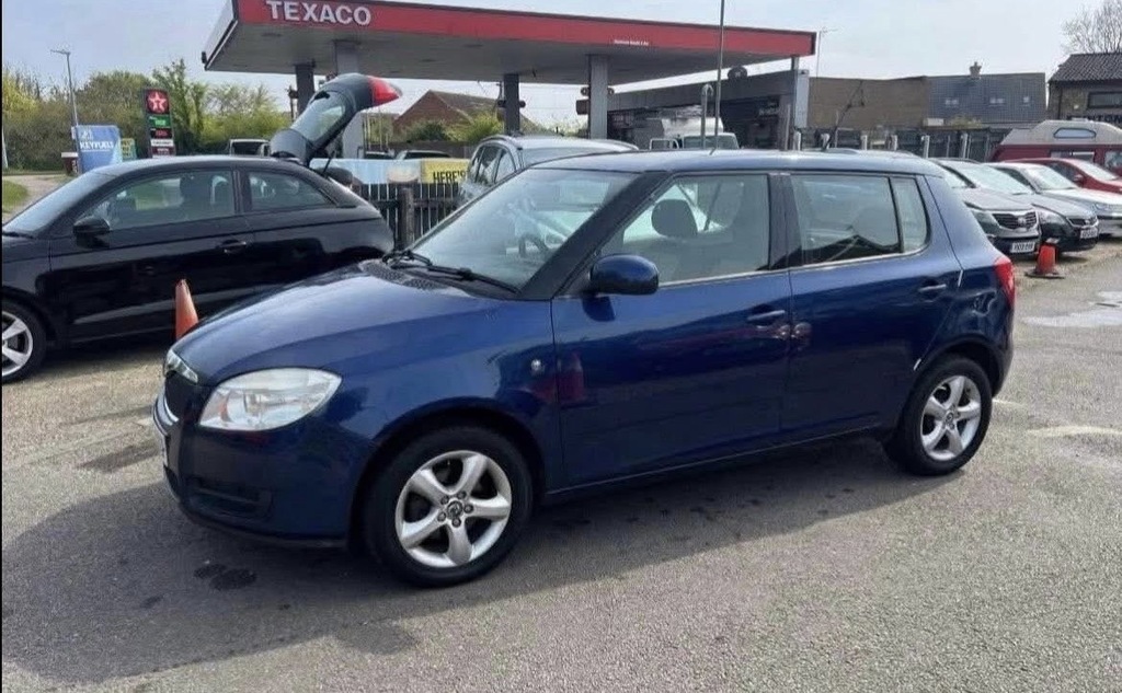 Skoda Fabia 2 Only 58 000 Miles RA07UVU Blue #5