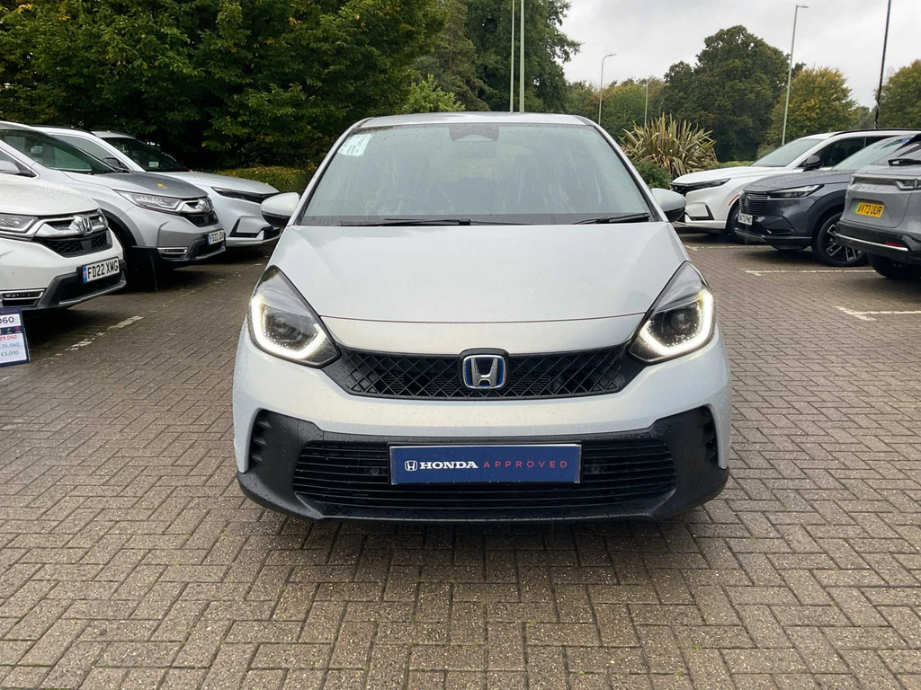 Honda Jazz 1.5 I-mmd Hybrid Elegance Ecvt White #6
