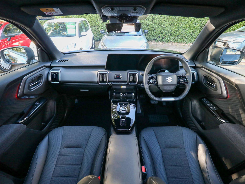 Suzuki Vitara 128Kw Ultra 61Kwh 32025 AY75MYX Black #4