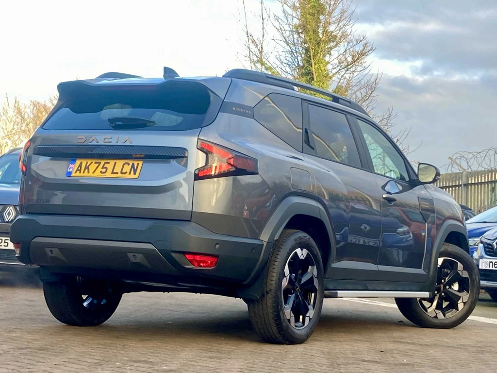 Dacia Bigster 1.2 Tce 140 Extreme Grey #5