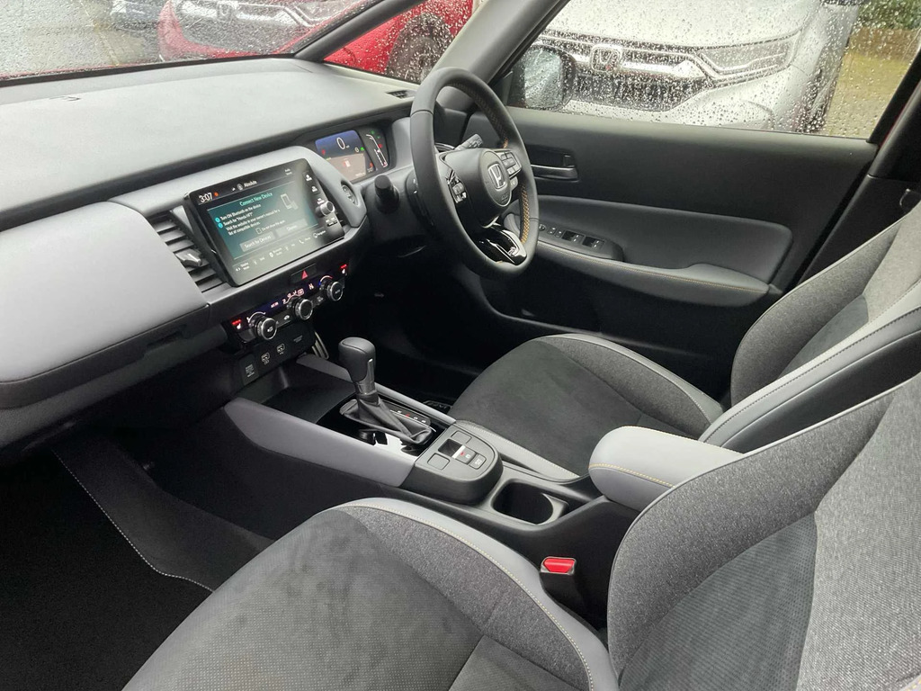 Honda Jazz 1.5 I-mmd Hybrid Advance Sport Ecvt Red #2