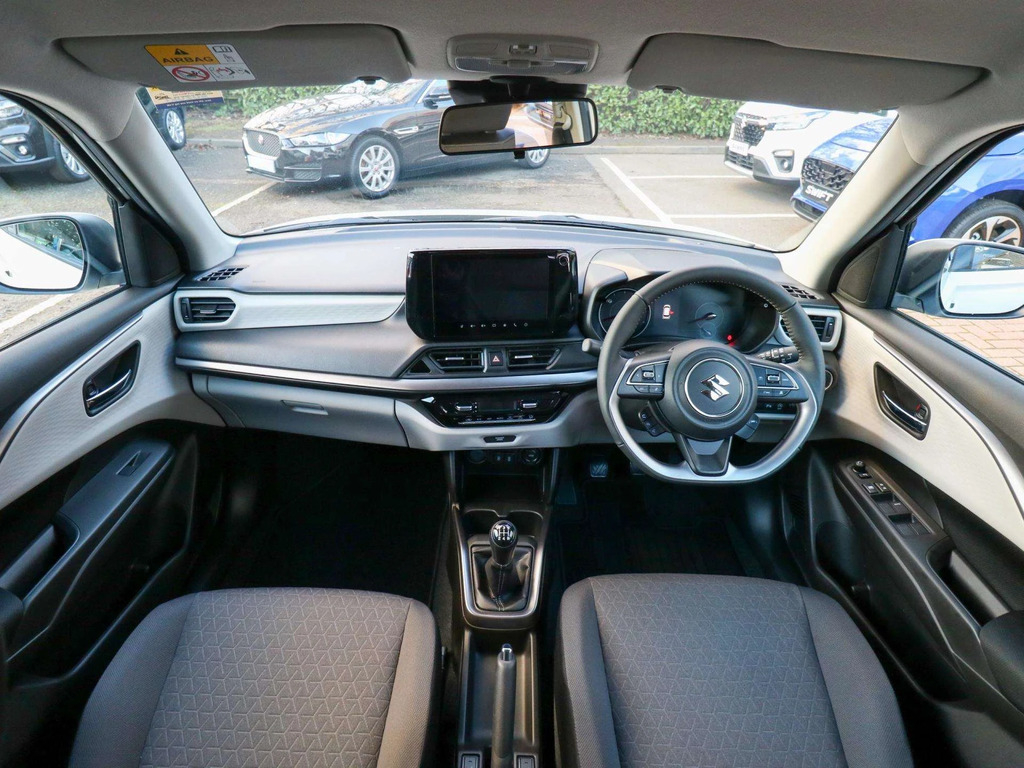 Suzuki Swift Hat 1.2 Mild Hybrid Ultra AY75MZV White #4