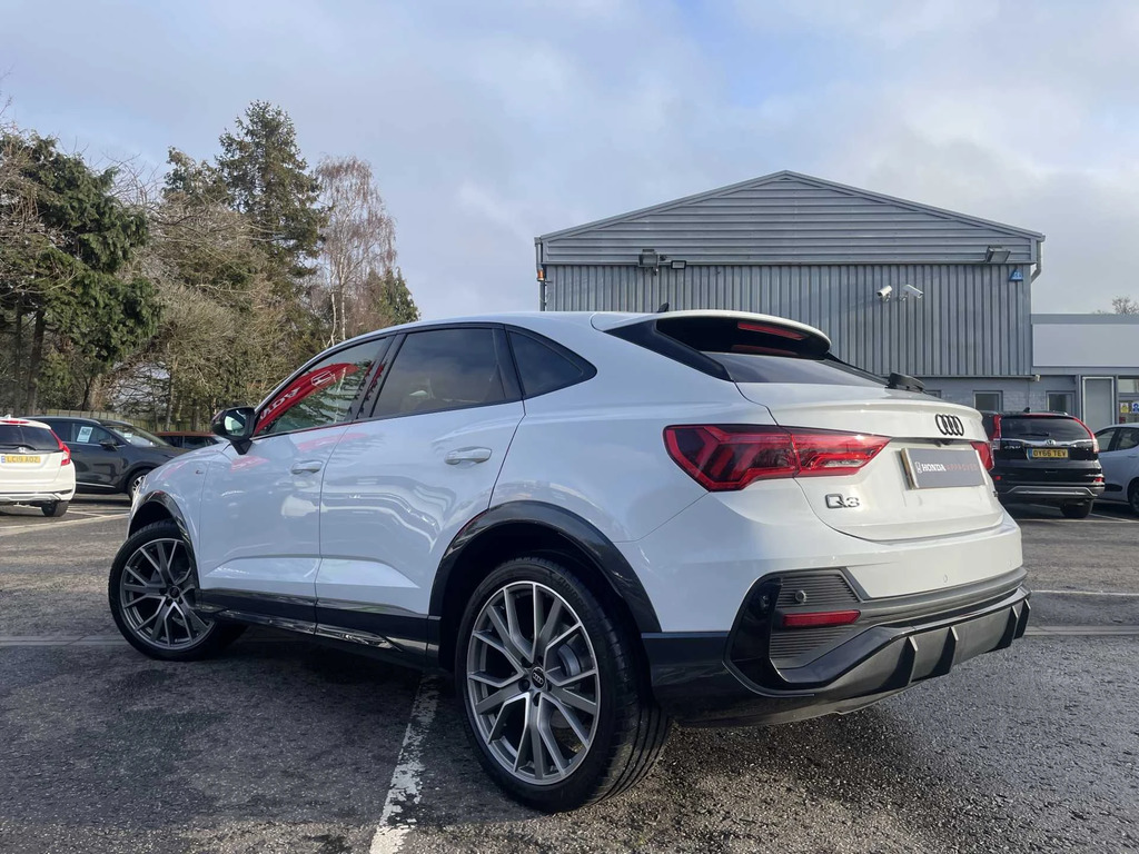 Audi Q3 S Line Black Ed 35 Tfsi Sa AV25HXA White #3