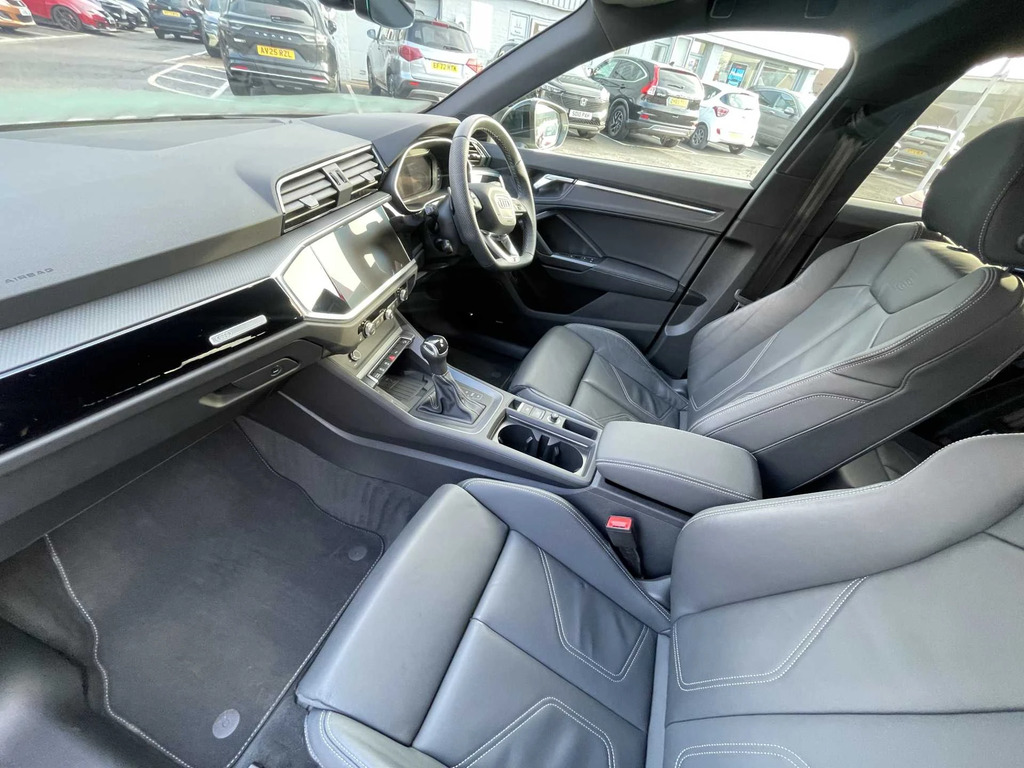 Audi Q3 S Line Black Ed 35 Tfsi Sa AV25HXA White #2