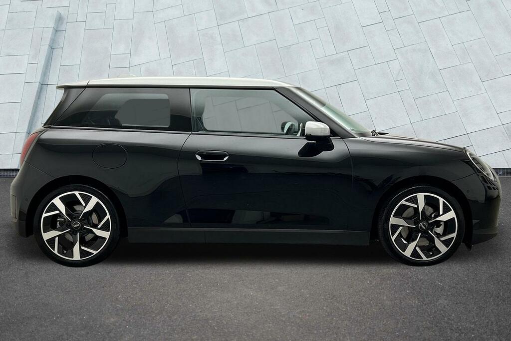 Mini Hatch Cooper E ST74UUG Black #3