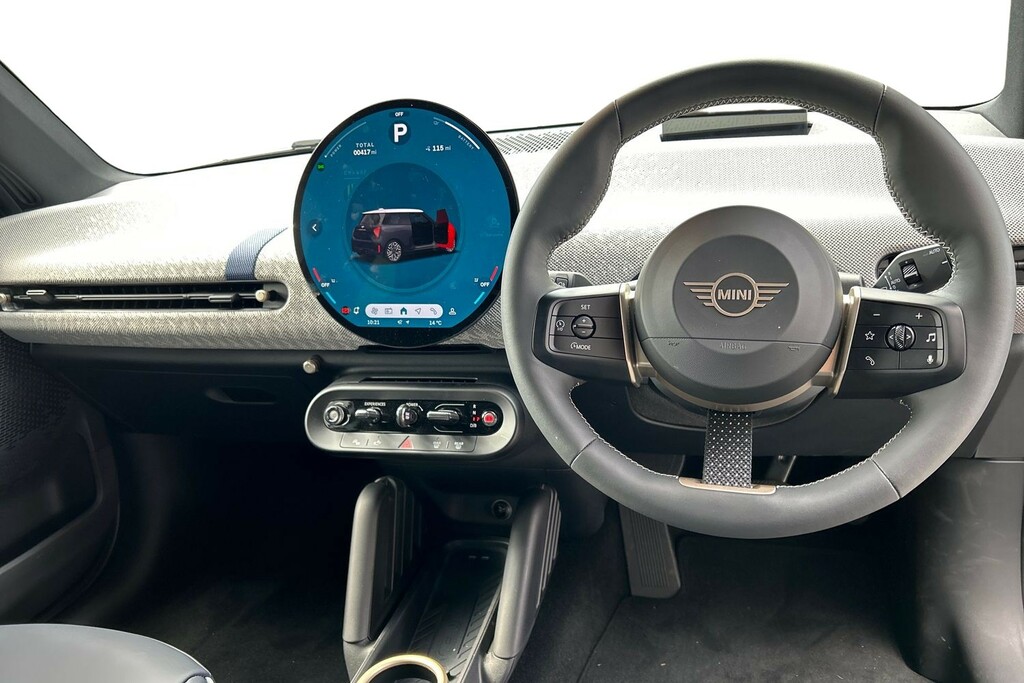 Mini Hatch Cooper E Black #5