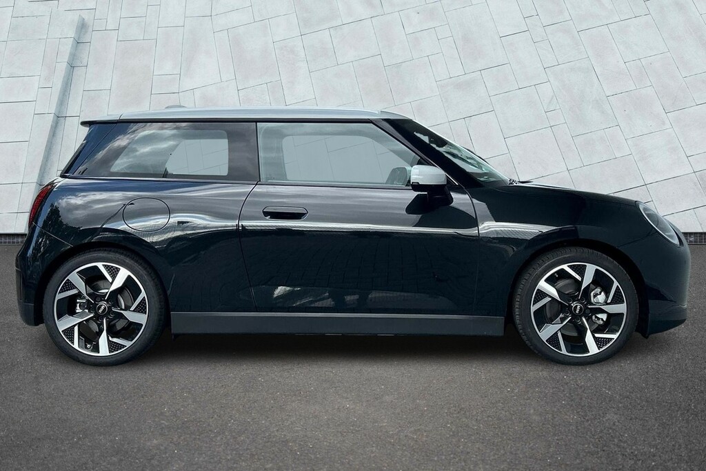 Mini Hatch Cooper E Black #3