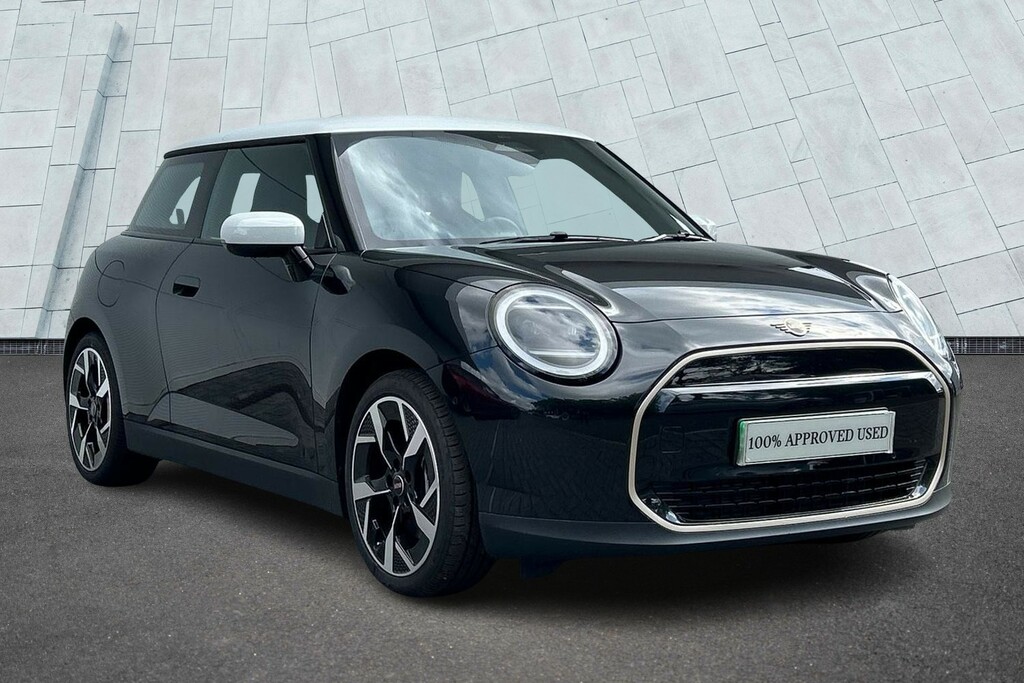 Mini Hatch Cooper E Black