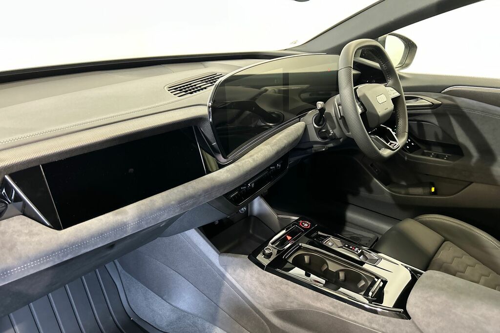 Audi A6 E-tron Sportback Sportback Edition 1 E-tron Quattro 315,00 Kw SW25KVM Grey #2