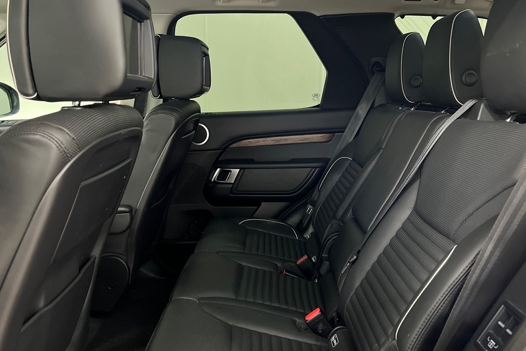 Land Rover Discovery Sdv6 Hse Luxury KN68XFA Silver #4